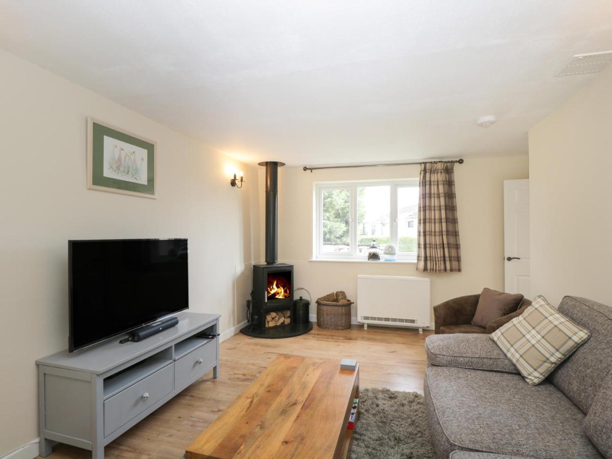 Orchard House Cottage Malmesbury Exterior photo